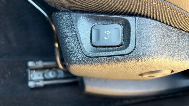 Vauxhall Grandland X 1.2 Turbo SRi Nav 5dr Auto Petrol Hatchback